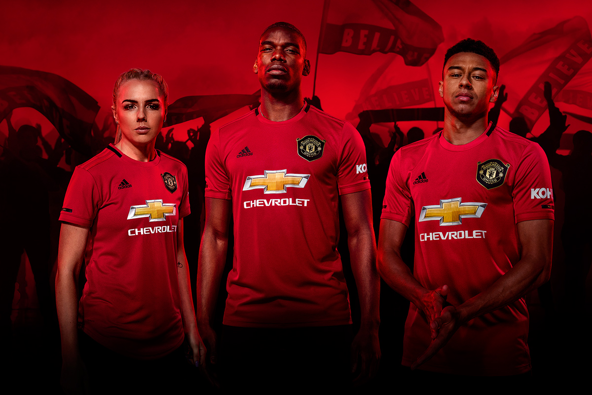 Manchester United lançou a camisola em casa para a temporada 2019/20